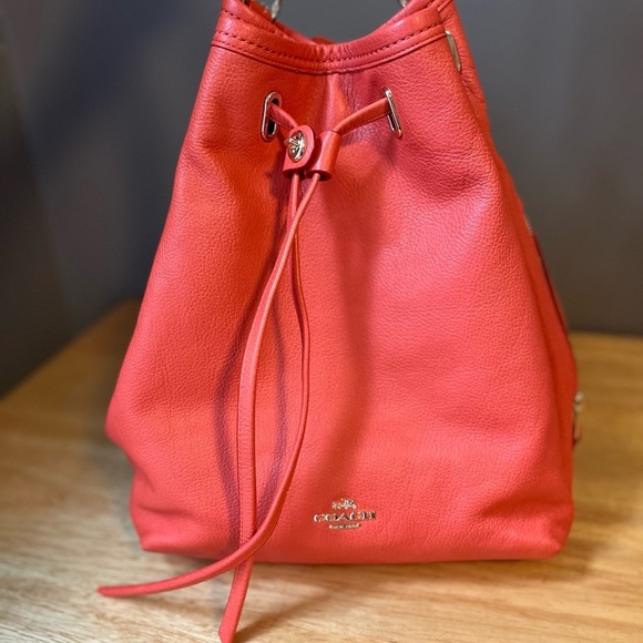 Coach pebbled Leather Turnlock Tie bucket bag purse - Picture 3 of 16